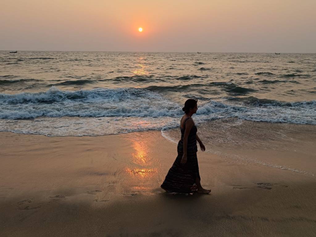 Quiet sunset at Azure tides hotel marari